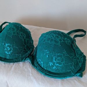H&M Lacy Teal Green Balconette Bra - 34C